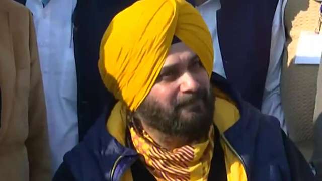 Punjab Congress Chief Navjot Singh Sidhu visits Kartarpur Corridor amid controversy - Vimarsana News