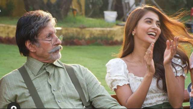 Pooja Hegde starts shooting with Amitabh Bachchan, drops picture - Vimarsana News
