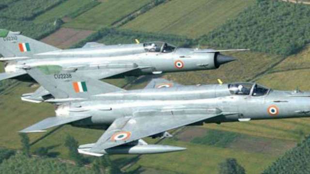 IAF AFCAT 2022: Registration process to begin on December 1 for 317 posts - Check eligibility criteria, application fee - Vimarsana News