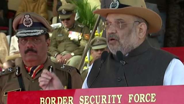 Amit Shah distributes health cards to BSF jawans in Jaisalmer, access to free treatment across nation - Vimarsana News