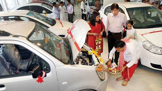 Planning to buy a car? Avail discount of up to Rs 2.55 lakh till January 1