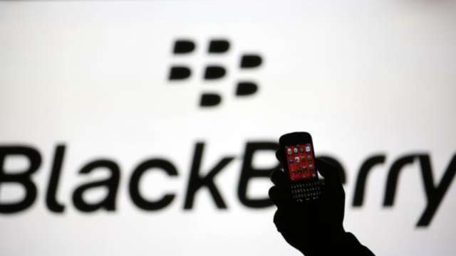 BlackBerry to discontinue major services from January 4 - Vimarsana News