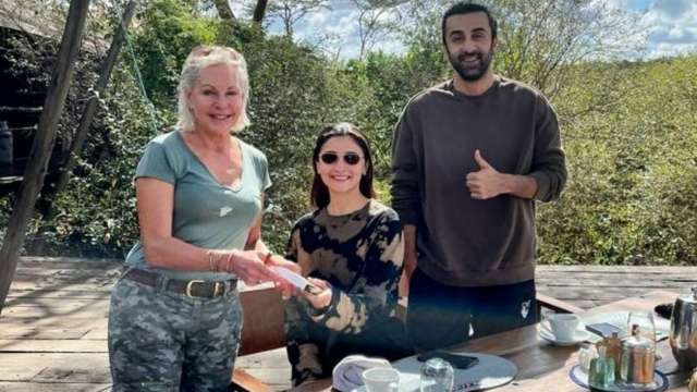 Ranbir Kapoor- Alia Bhatt’s unseen photo from African Safari go viral- SEE