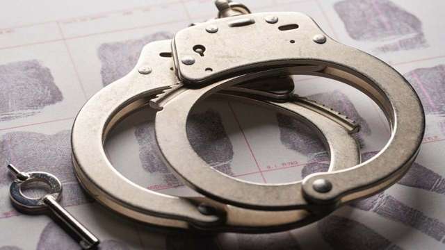 Sex racket busted: 36 people, including 5 women arrested from Greater Noida hotel - Vimarsana News