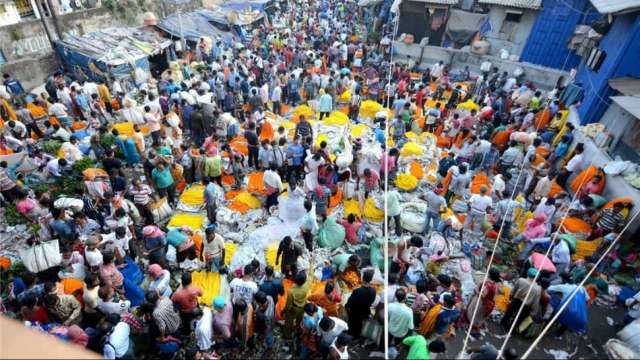 Goa CM imposes restrictions on public gatherings as COVID-19 cases surge - Vimarsana News