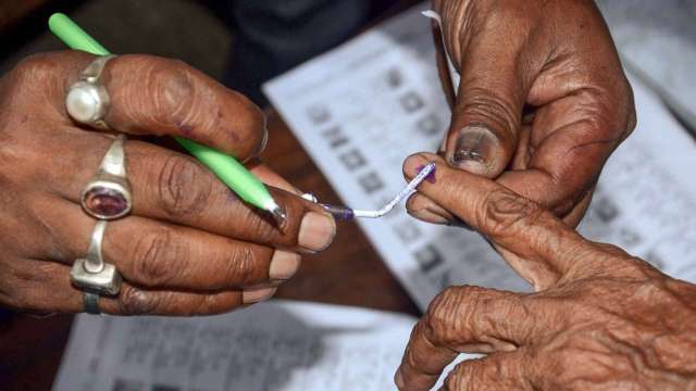 Assembly elections 2022: Here's how COVID-19 positive people can cast their vote - Vimarsana News