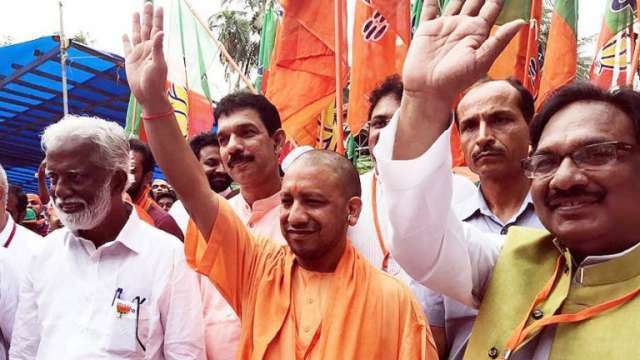 UP Assembly polls 2022: BJP resorts to door-to-door campaigning as EC cancels physical rallies - Vimarsana News