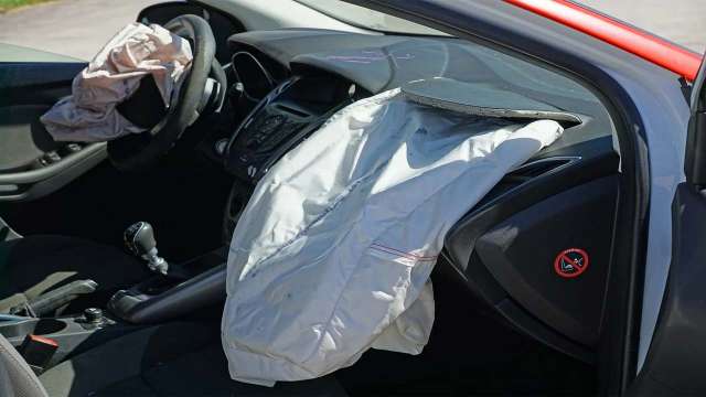 DNA Explainer: What is 6 airbags mandate and its challenges - Vimarsana News