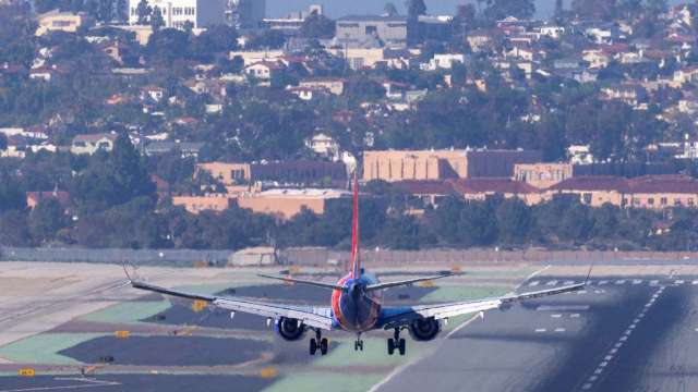 DNA Explainer: How does 5G technology pose threat to airplanes missing runway? - Vimarsana News