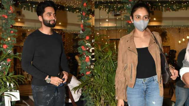 640px x 360px - Lovebirds Rakul Preet Singh and Jackky Bhagnani step out for dinner date,  see pics