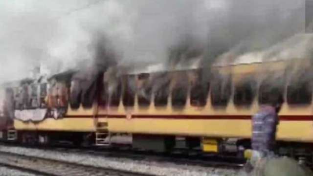 RRB NTPC Exam row: Protestors in Bihar set train on fire, Railway Minister to address grievances - Vimarsana News