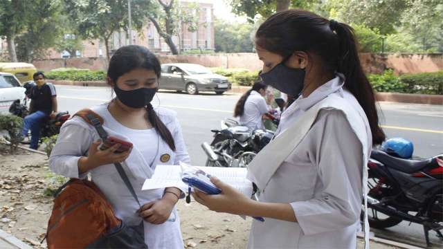 CBSE Term 2 Date Sheet 2021-22: Practical exam likely in February end, theory in March-April - Vimarsana News