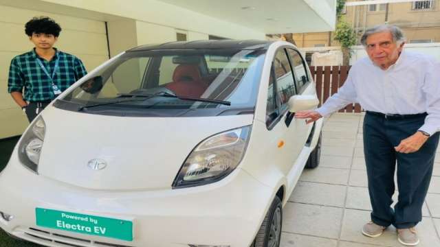 Ratan Tata takes a ride in a custom-built Nano EV, pic surfaces - Vimarsana News