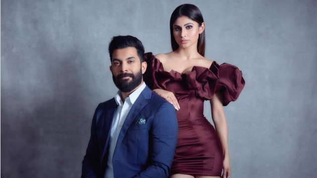 Mouni Roy shares photo with husband Suraj Nambiar, fans are all hearts - Vimarsana News