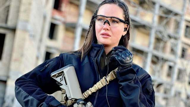 'Invaders will die on our land': Former Miss Ukraine Anastasiia Lenna joins fight against Russia - Vimarsana News