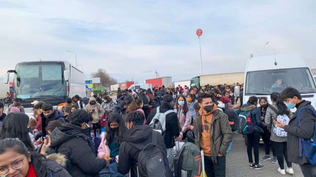 'Proceed on foot if you must': Indian embassy urges citizens to leave Kharkiv immediately amid Russia-Ukraine crisis - Vimarsana News