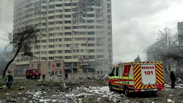 Russia-Ukraine crisis: Zaporizhzhia nuclear plant, Europe's largest, ablaze after Russian attack - Vimarsana News