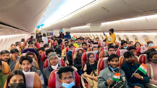 Success of Operation Ganga: 16,000 Indians evacuated from Ukraine so far, says Jyotiraditya Scindia - Vimarsana News