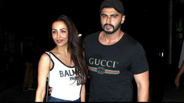 640px x 360px - Malaika Arora's photo with Arjun Kapoor in her bedroom impresses fans-  Check out