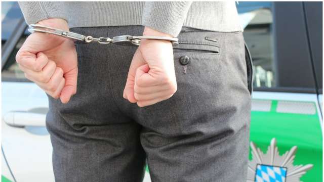 Karnataka HC allows rape accused to attend B.com exams - Vimarsana News