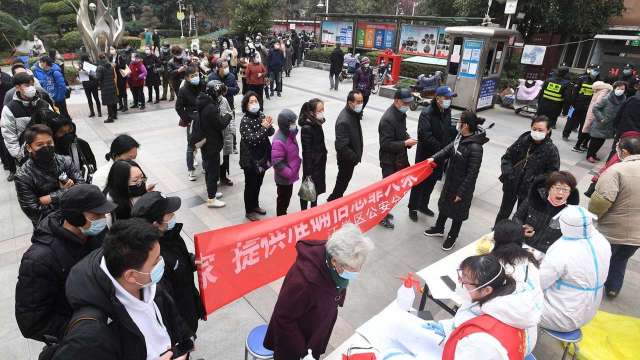 China's daily Covid cases exceed 1,000 for the first time since Wuhan outbreak - Vimarsana News