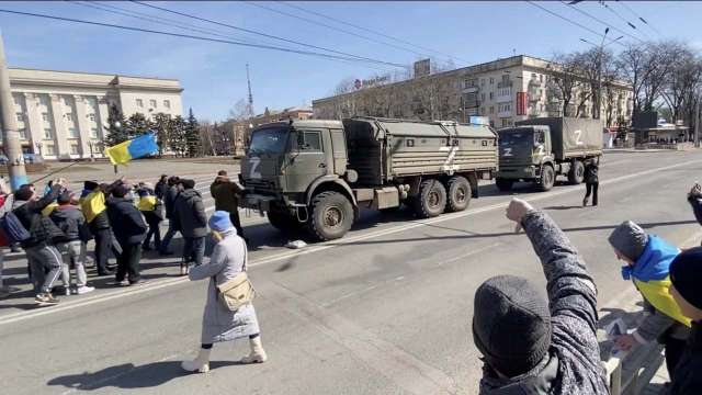Ukraine-Russia war: 3 lakh people stranded without food in Kherson, 3 Indian nationals evacuated - Vimarsana News