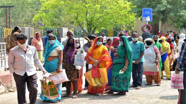 Ration card Aadhaar linking: Deadline extended to June 30, here's how to link - Vimarsana News