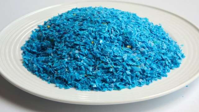 How 'Microplastics' found in human blood can deform human cells - Vimarsana News