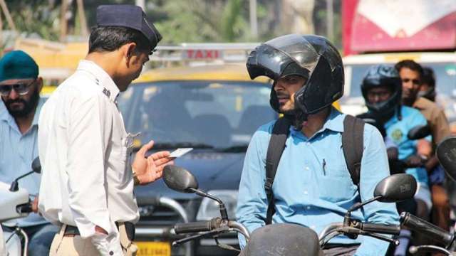 Here's why you don't need to carry driving license - Vimarsana News