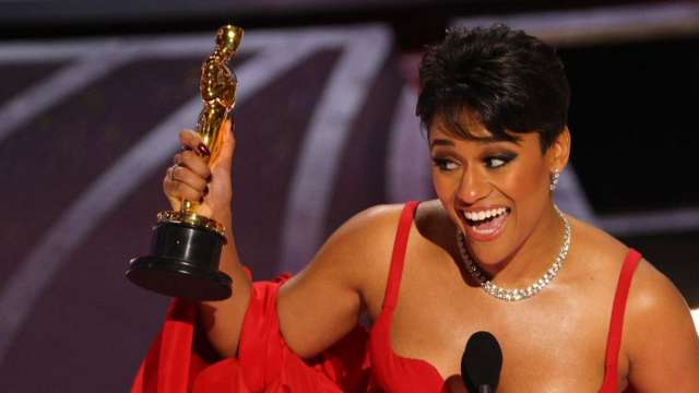 Oscars 2022: West Side Story star Ariana DeBose wins Best Supporting Actress 60 years after Rita Moreno in same role - Vimarsana News