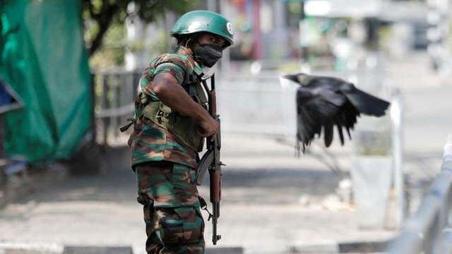 Chaos for food, drinks and fuel in Sri Lanka amid long power cuts - Vimarsana News