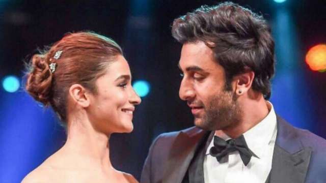 Ranbir Kapoor-Alia Bhatt wedding: Actress's uncle confirms marriage to be held on THIS date - Vimarsana News