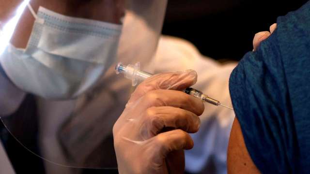 Individuals above 18 to get Covid-19 booster shots in Karnataka from April 10 - Vimarsana News