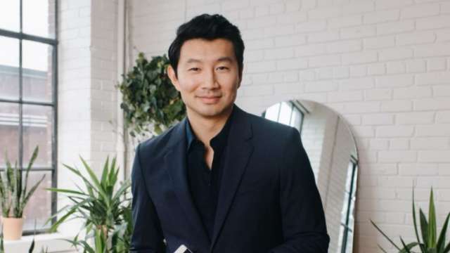 liu: 'Shang-Chi' star Simu Liu thanks ex-boss who fired him from accounting  job, says it was the best thing for him - The Economic Times