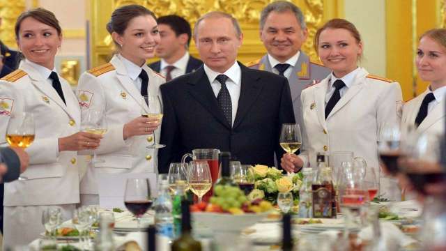 Russian Defence Minister suffers heart attack, 20 generals under suspicion - Vimarsana News