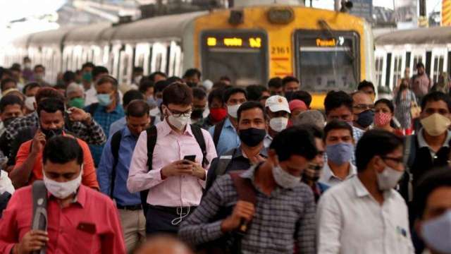 Covid 4th wave: CM Uddhav Thackeray urges citizens to wear masks, stop new wave from entering Maharashtra - Vimarsana News