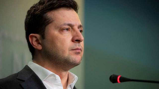 Ukraine President Volodymyr Zelensky urges Russian soldiers not to fight - Vimarsana News
