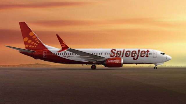 SpiceJet's Mumbai-Durgapur flight caught in storm during landing, many injured - Vimarsana News