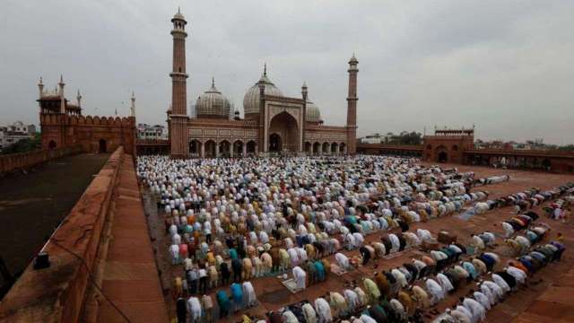 Eid-ul-Fitr 2022: 5 unique Eid traditions followed across the world - Vimarsana News