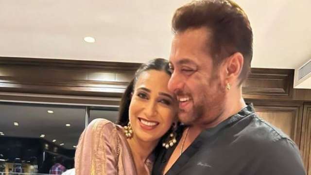 Karishma Kapoor Ki Sexy Movie Xxx - Karisma Kapoor shares adorable photos with Salman Khan, fans say 'marry  each other'