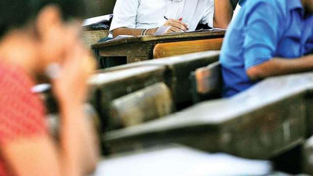 Sharda University issues showcause notice to professor after students asked to compare Hindutva and fascism - Vimarsana News