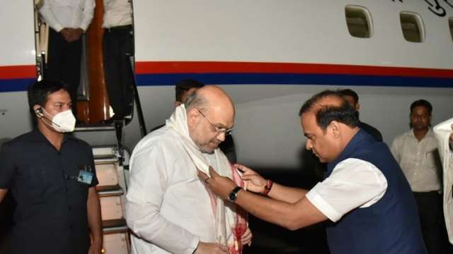 Union Home Minister Amit Shah arrives in Assam on three-day tour to launch several projects - Vimarsana News