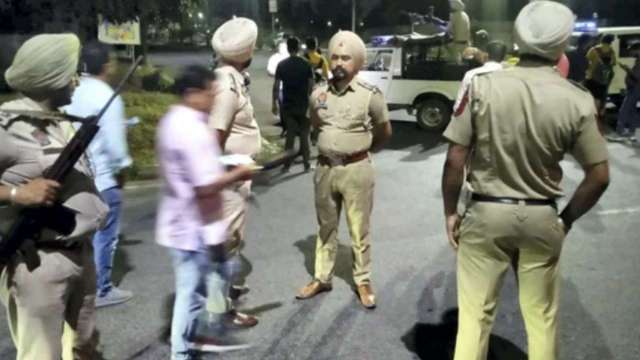Mohali blast: Congress accuses AAP government of incompetence, calls for central probe - Vimarsana News