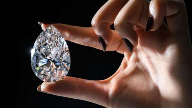World's biggest white diamond to ever auction, The Rock, sold for USD 21.75 million - Vimarsana News