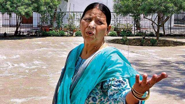 Video shows former Bihar CM Rabri Devi slap her own party's supporter, here's what happened