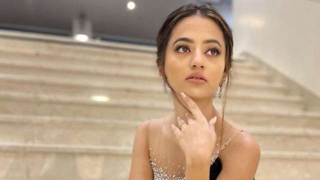 Helly Shah reveals facing discrimination by Indian designer ahead of film festival – Bollywood news