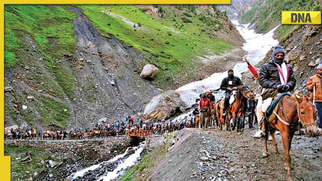 Amarnath Yatra 2022 begins, LG Manoj Sinha performs puja at cave shrine - Vimarsana News