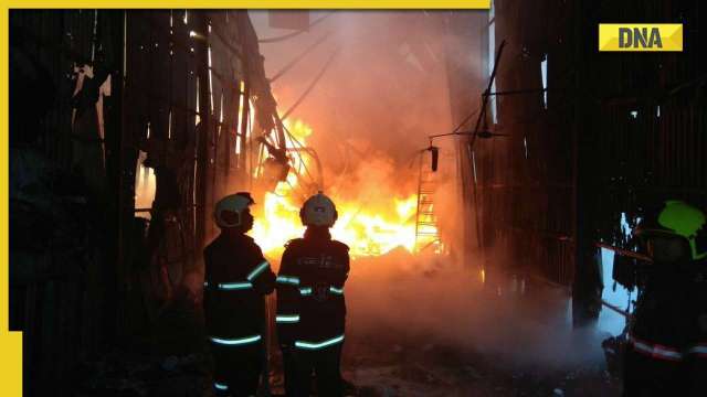 Massive fire breaks out Paharganj hotel in central Delhi, 10 rescued - Vimarsana News