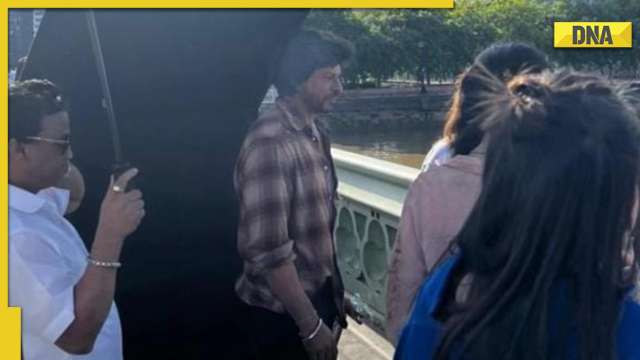 Dunki: Shah Rukh Khan's photo from Rajkumar Hirani directorial sets leaked - Vimarsana News
