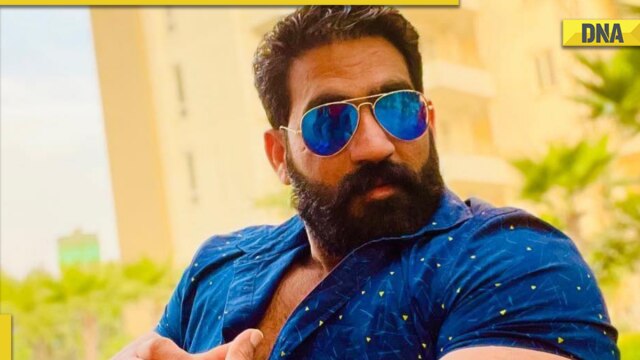 Who is Bobby Kataria, Instagram star smoking cigarettes onboard SpiceJet flight? Minister orders probe - Vimarsana News